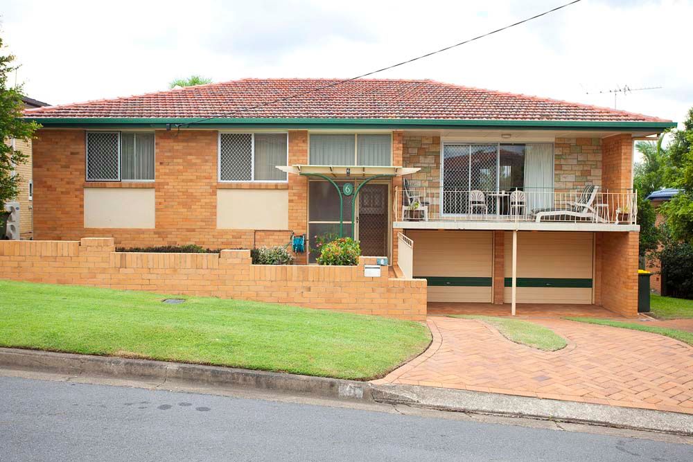 6 Menkira Street, MANSFIELD QLD 4122