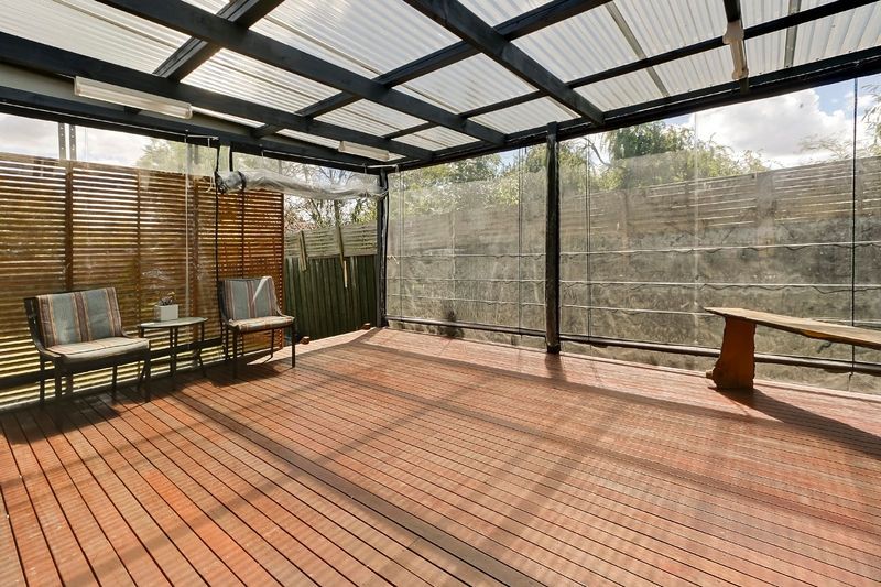 68 Francis Crescent, FERNTREE GULLY, VIC 3156