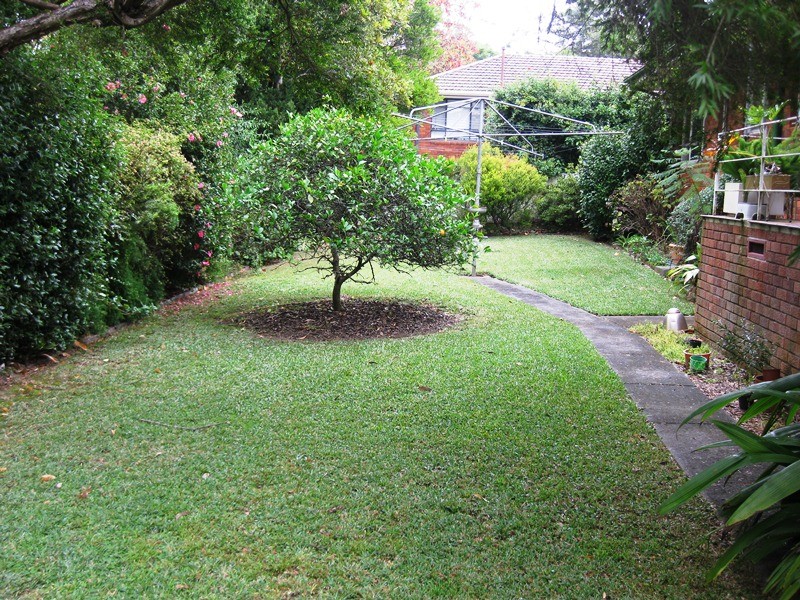 2 HANOVER Avenue, NORTH EPPING, NSW 2121