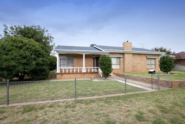 153 Red Hill Road, TOLLAND, NSW 2650