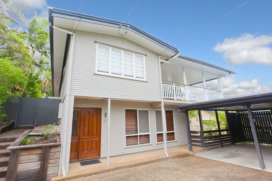 65 Dunrod Street, HOLLAND PARK WEST, QLD 4121
