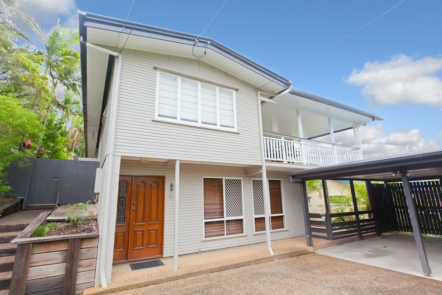 65 Dunrod Street, HOLLAND PARK WEST, QLD 4121