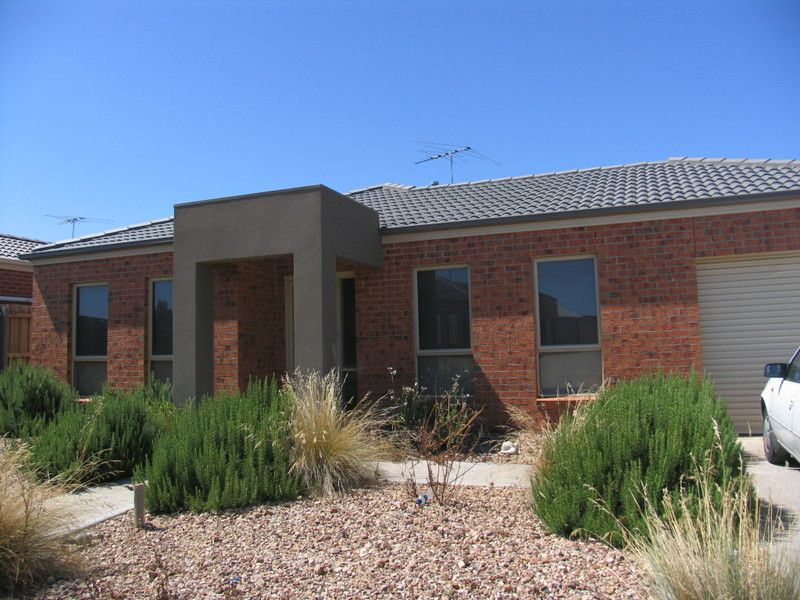 43 Christina Crescent, MELTON, VIC 3337