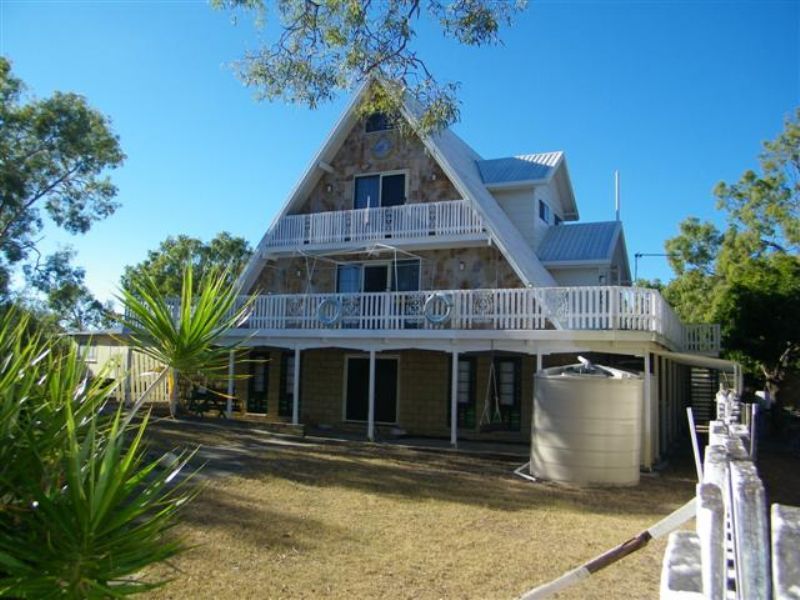 22 Tralee Avenue, GLADSTONE CENTRAL, QLD 4680
