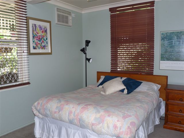 123 Gerler Street  (Downstairs), BARDON, QLD 4065