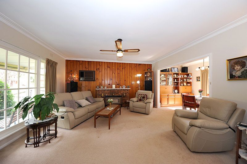 25 Linda Crescent, FERNTREE GULLY, VIC 3156