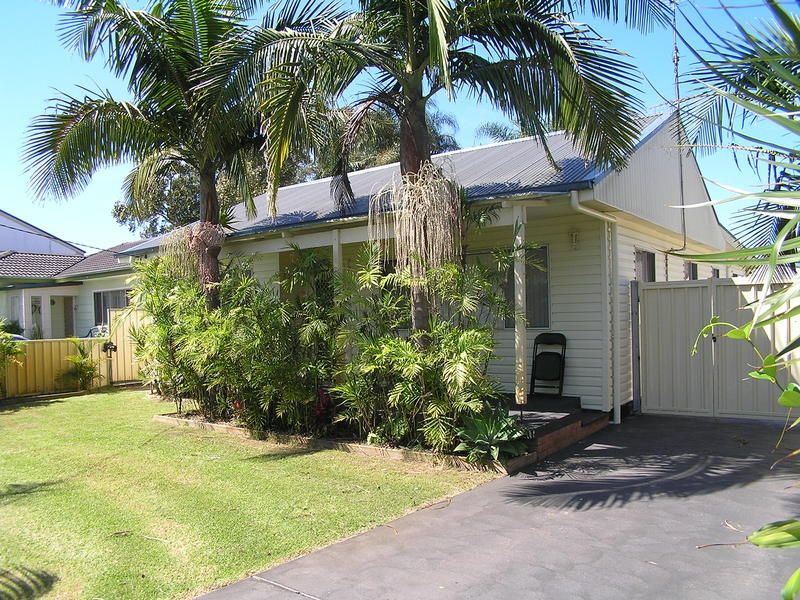 74 Winifred Avenue, UMINA BEACH NSW 2257