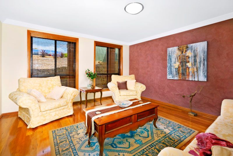 25 Barnes Crescent, MENAI, NSW 2234