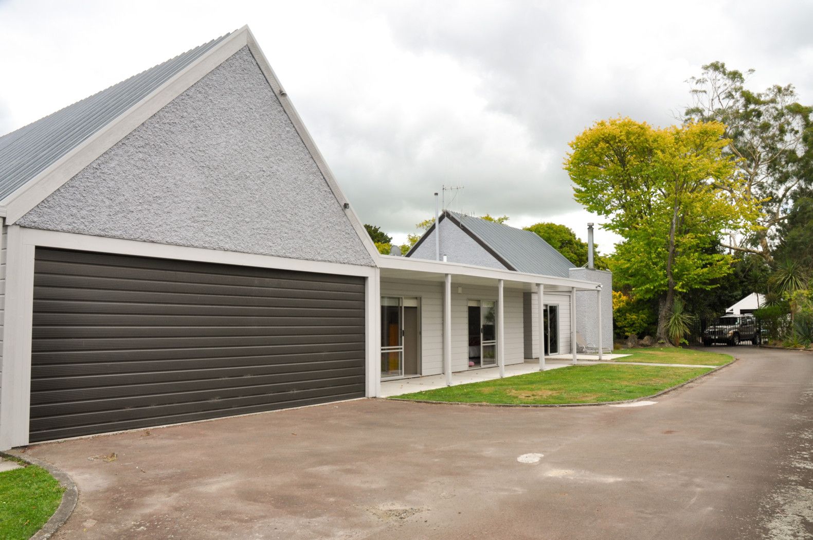 205  Victoria Avenue, HOKOWHITU, Palmerston North City