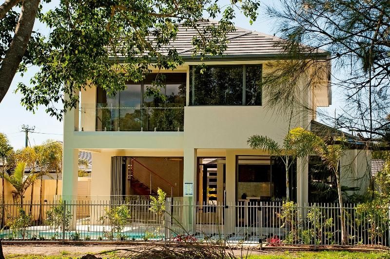 9113 Peter Senior Drive, HOPE ISLAND, QLD 4212