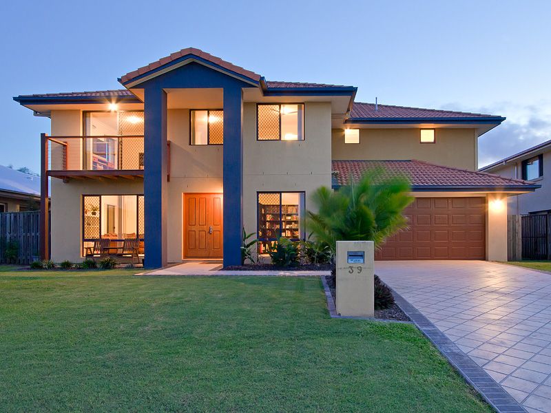 39 Regatta Avenue, OXENFORD QLD 4210