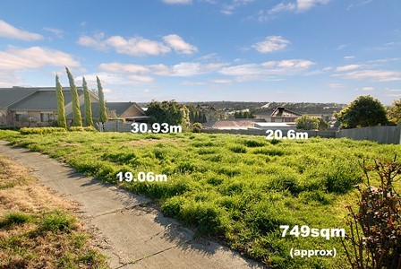 12 Maculosa Court, ENDEAVOUR HILLS, VIC 3802