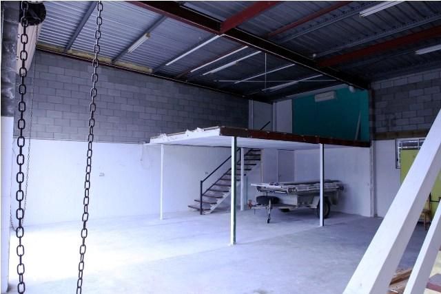 ASHMORE, QLD 4214
