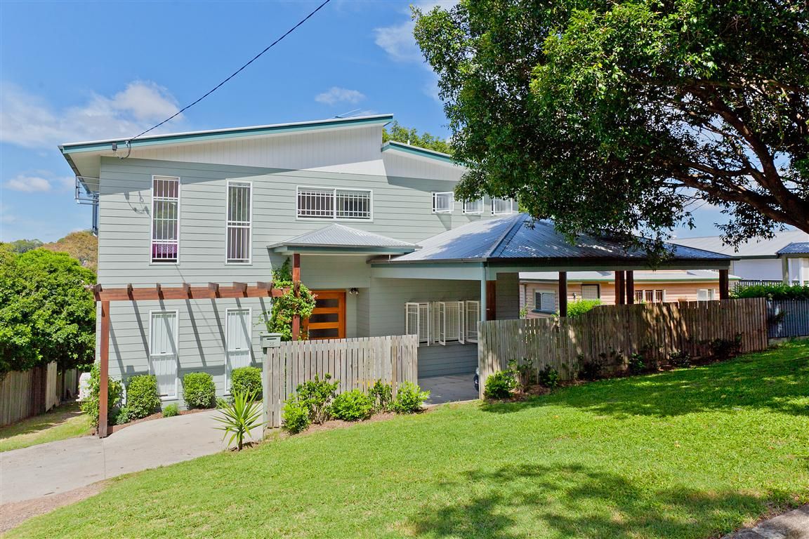 35 Albert Street, HOLLAND PARK WEST QLD 4121