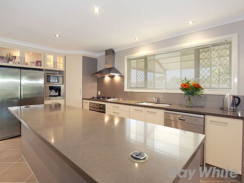 1 Sambar Close, CHERMSIDE WEST, QLD 4032