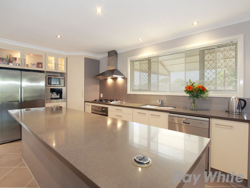 1 Sambar Close, CHERMSIDE WEST, QLD 4032