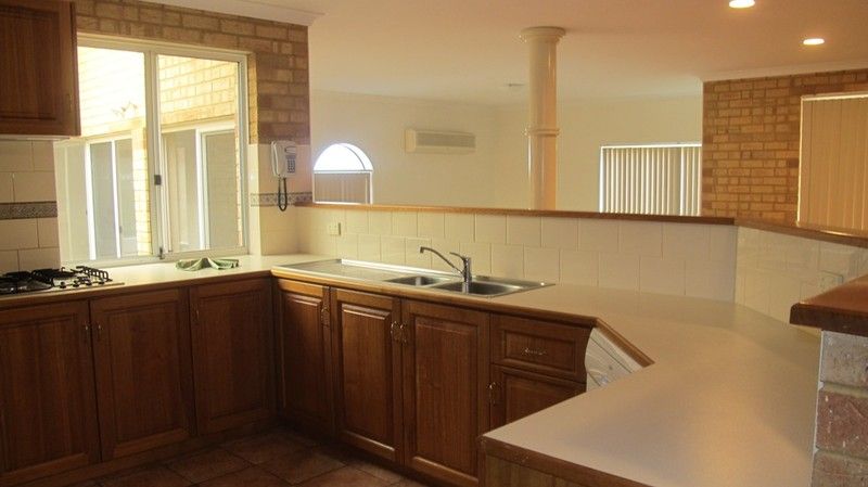 6 Portacello Circle, WANDINA, WA 6530