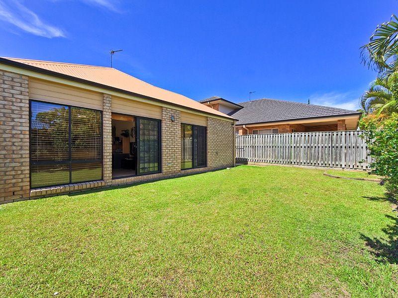 21 Lantau Crescent, VARSITY LAKES, QLD 4227