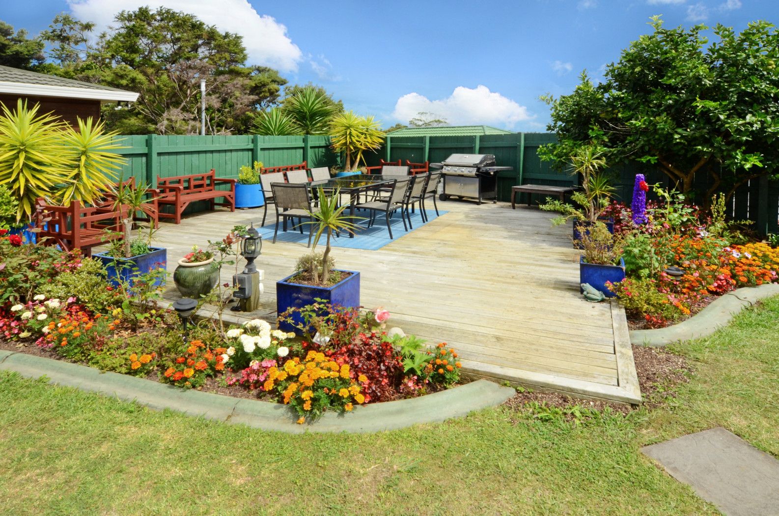 2/18 Heathglen Place, GLENFIELD, North Shore City