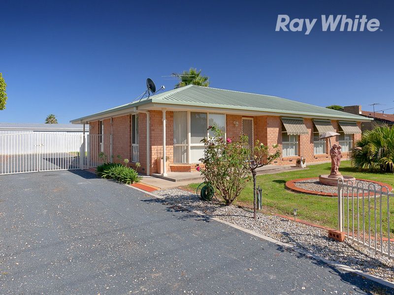 125 Larmer Street, HOWLONG NSW 2643
