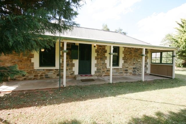 12 Ludgvan Street, BURRA, SA 5417