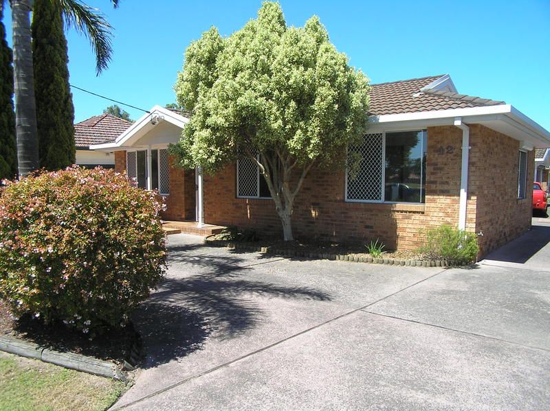 12 Bowden Road, WOY WOY NSW 2256