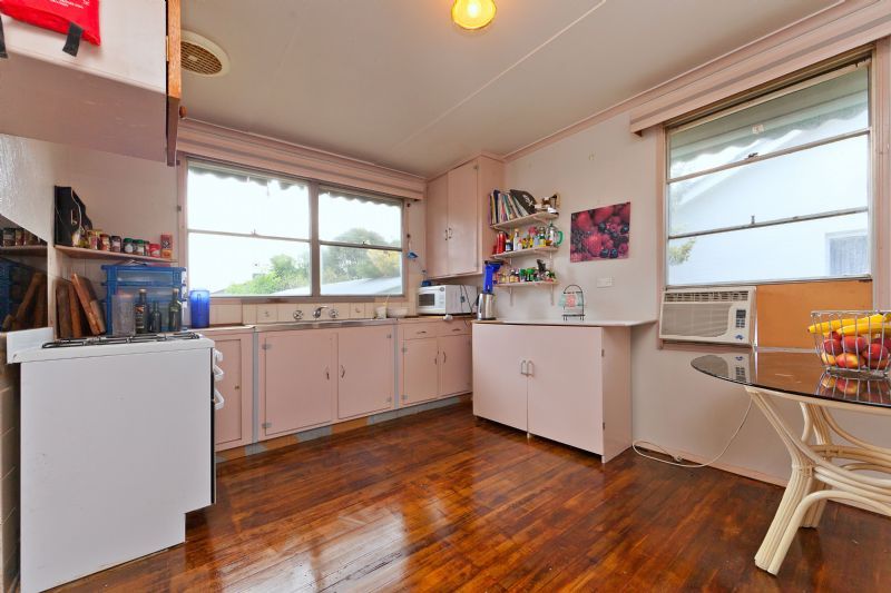 5 Laurina Crescent, FRANKSTON NORTH, VIC 3200