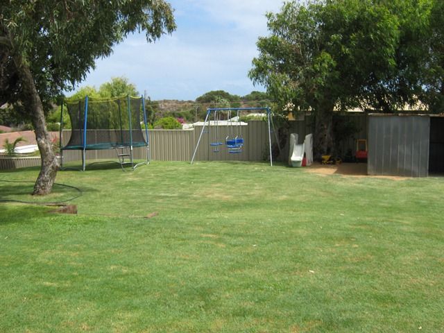 12 Downes Way, PORT DENISON, WA 6525