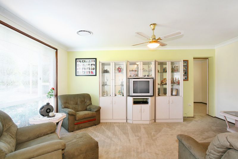23 Warburton Crescent, WERRINGTON COUNTY, NSW 2747