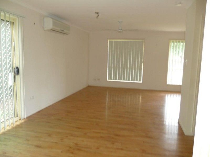 89  DENMANS CAMP, SCARNESS, QLD 4655