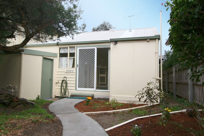 4 Orrong Avenue, FRANKSTON, VIC 3199