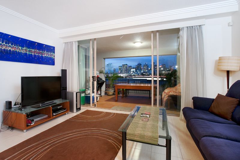 8/50  Lower River Terrace, SOUTH BRISBANE, QLD 4101