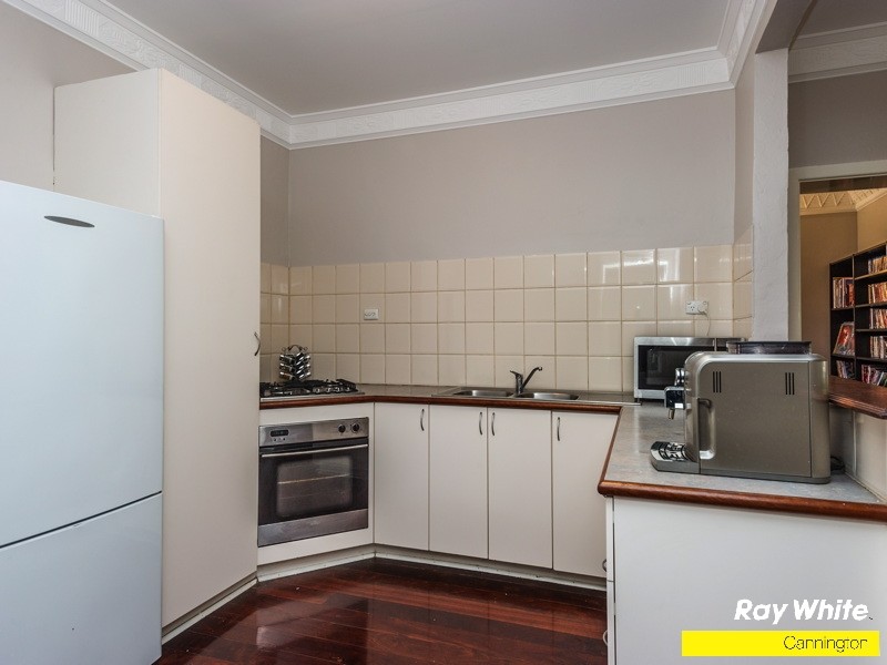 38 Ellam Street, ST JAMES, WA 6102