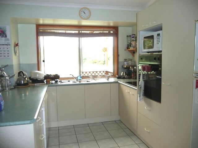 5 Taree Court, KULUIN, QLD 4558