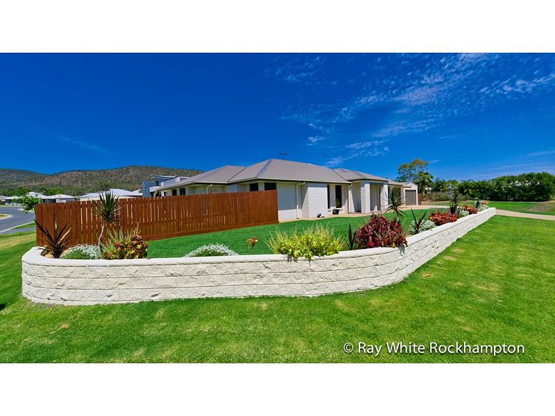 2 Lace Flower Court, Norman Gardens, QLD 4701