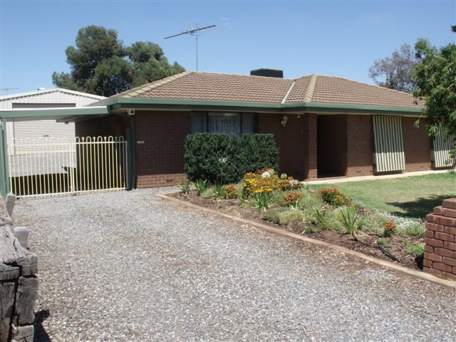 27 Luringa Close, CRAIGMORE, SA 5114