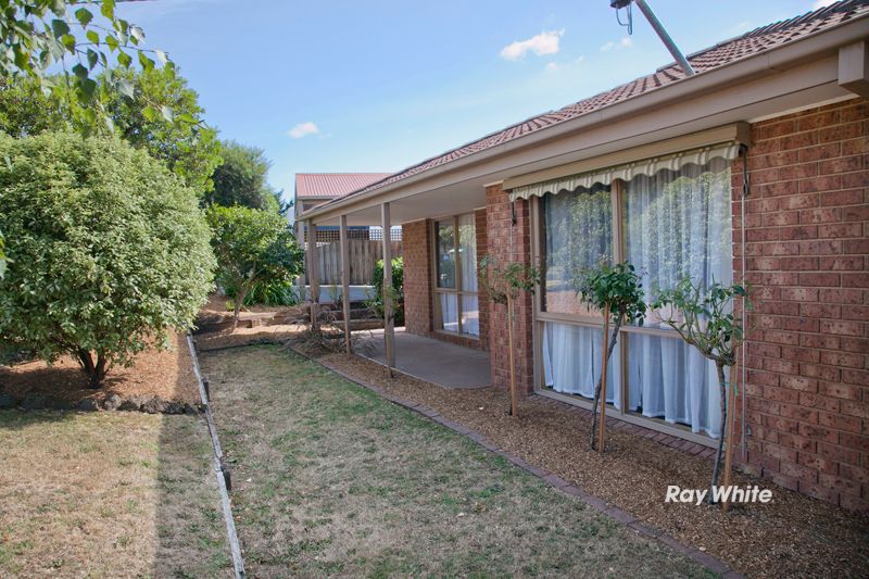 32 Wahgunyah Crescent, LANGWARRIN, VIC 3910