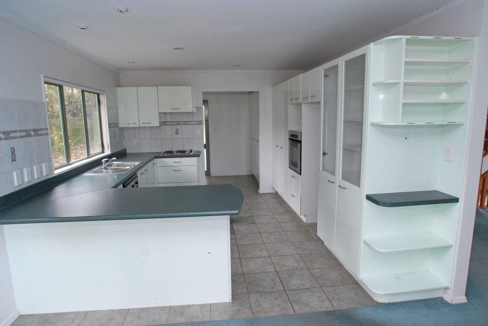 1 Stanley Road, GLENFIELD, North Shore City
