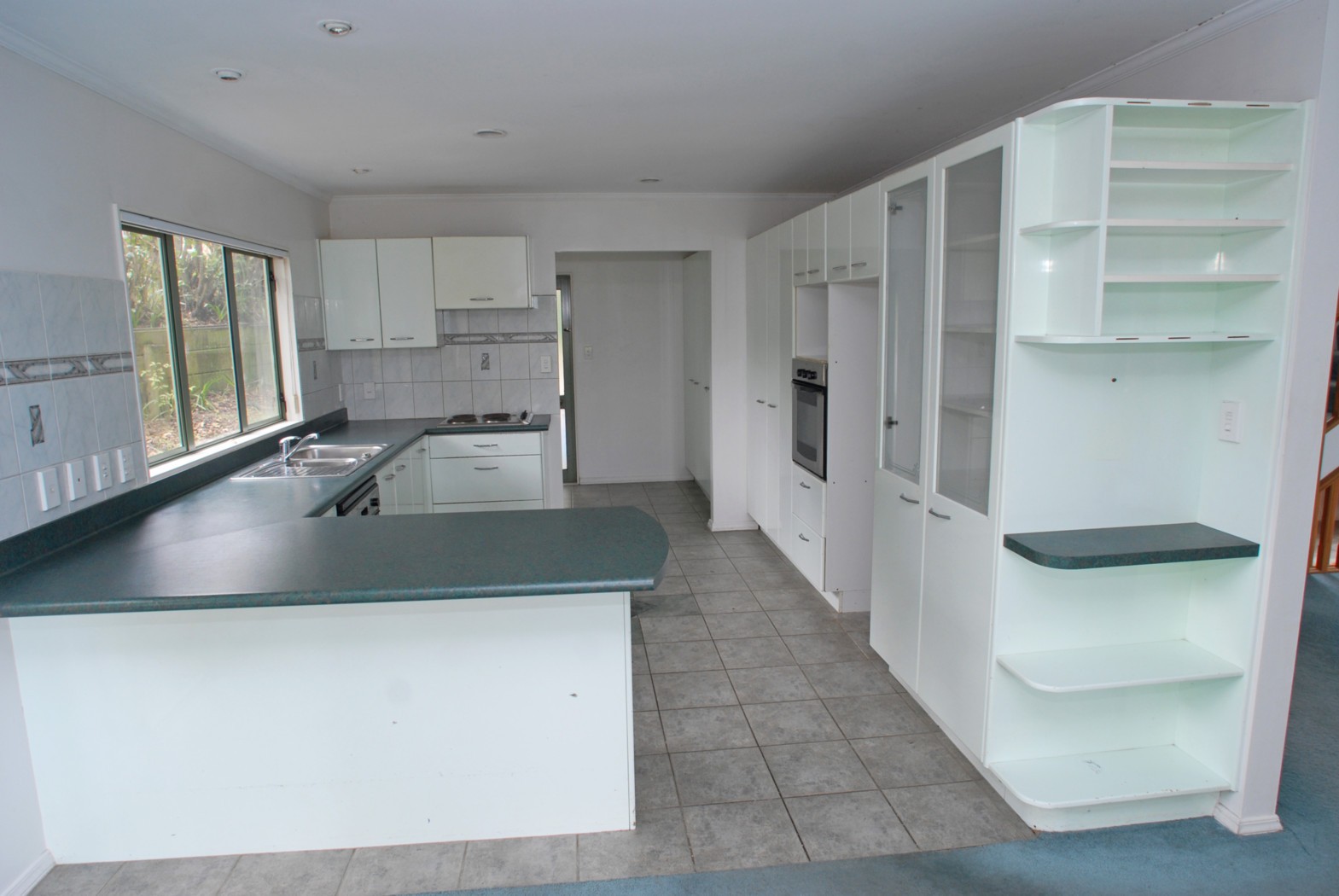1 Stanley Road, GLENFIELD, North Shore City