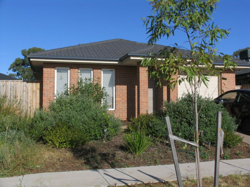 11 Citronelle Circuit, BROOKFIELD, VIC 3338