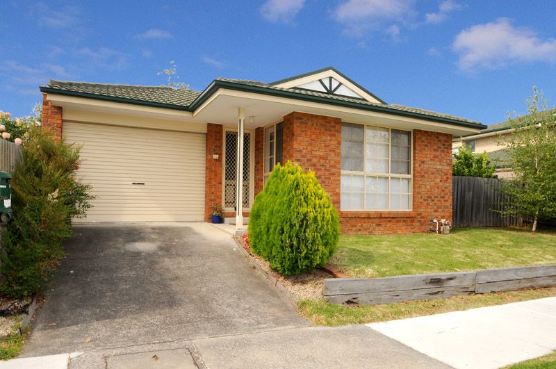 13 Orchard Road, BAYSWATER VIC 3153