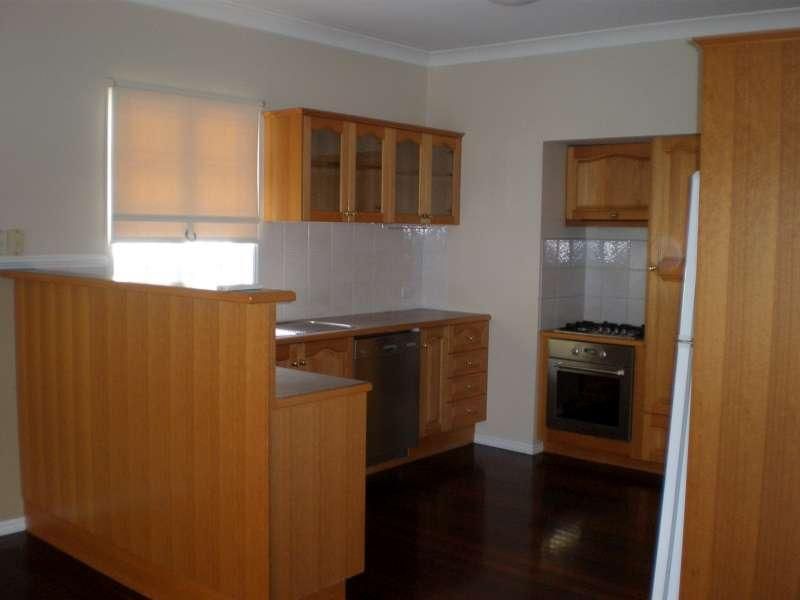 62 Brown Parade, ASHGROVE, QLD 4060