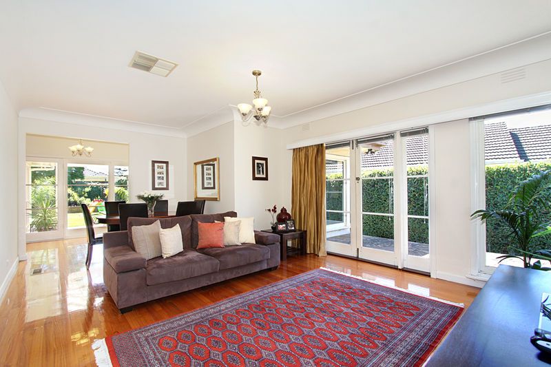 13 Bakers Road, OAKLEIGH SOUTH, VIC 3167