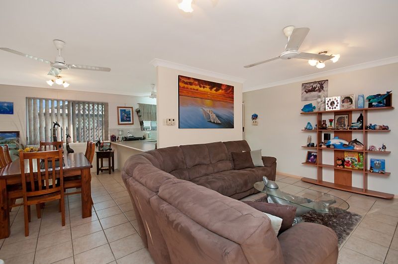 27 Valerie Lane, DEERAGUN QLD 4818
