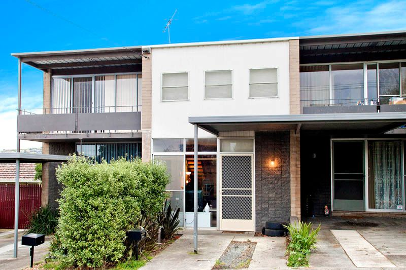 2/25 Elizabeth Street, HIGHTON, VIC 3216