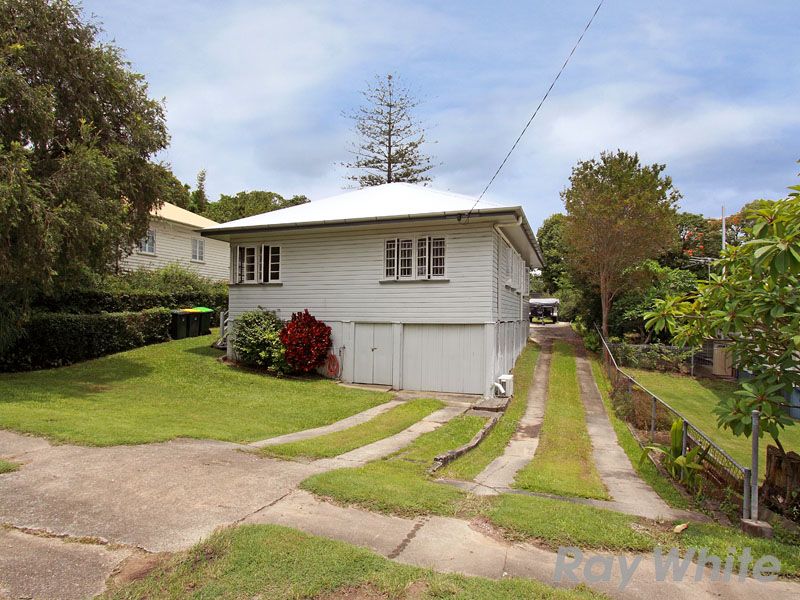 18 Chisholm Street, STAFFORD HEIGHTS QLD 4053