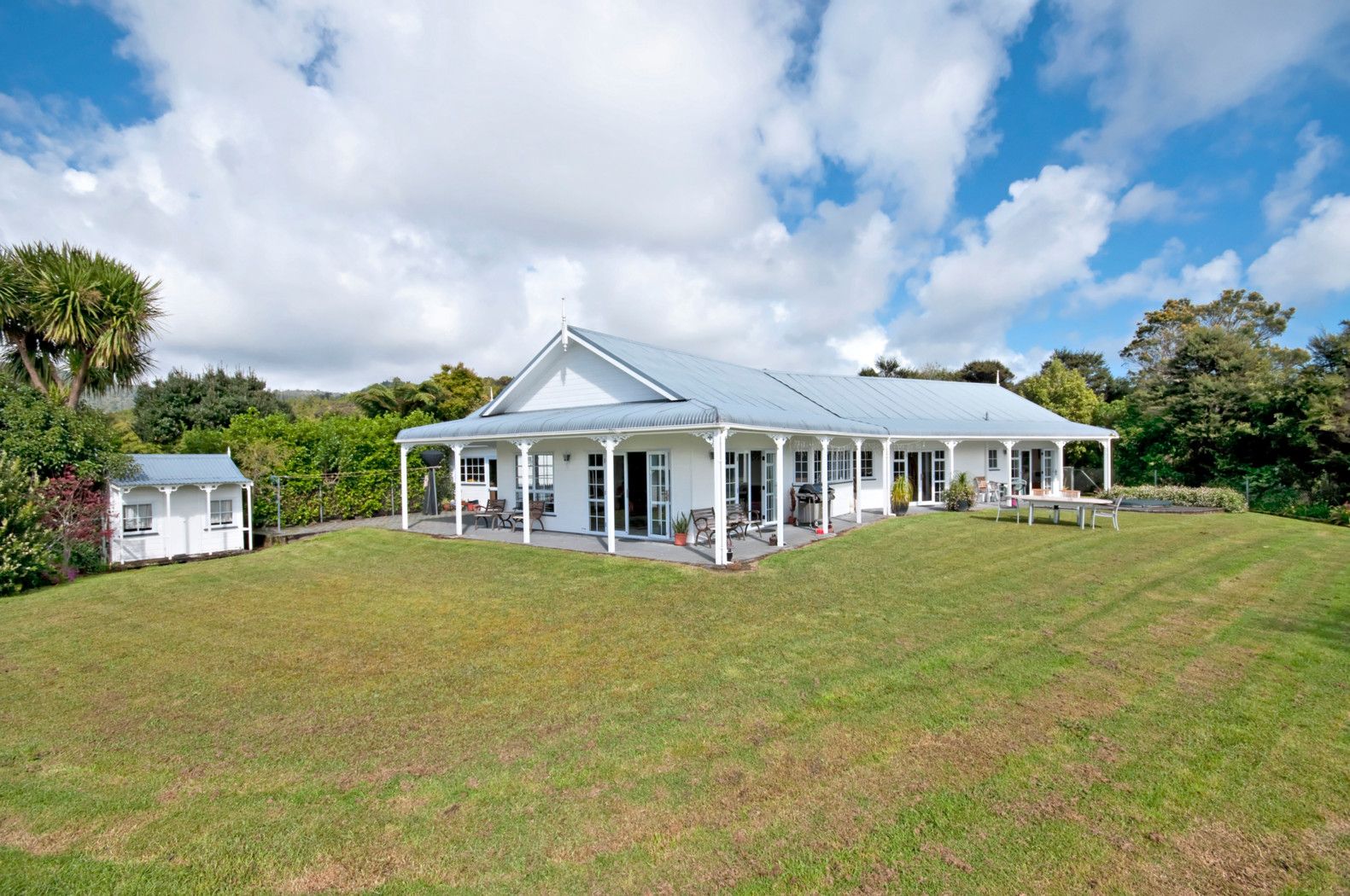 4 Hayes Road, HENDERSON VALLEY, Waitakere City