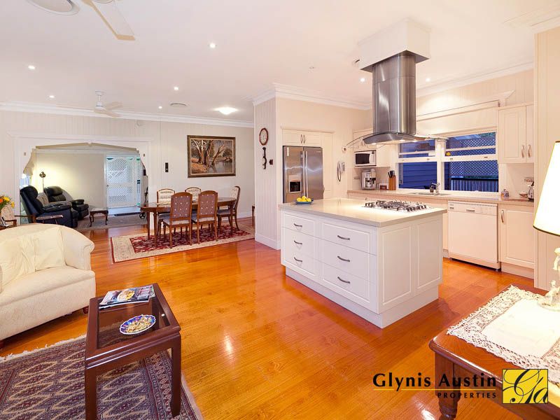 15 Primrose Terrace, RED HILL, QLD 4059
