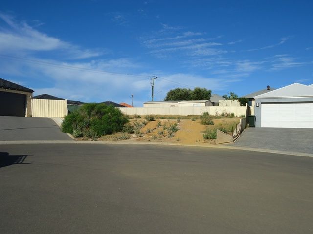 24 Curtin Grove, GERALDTON, WA 6530
