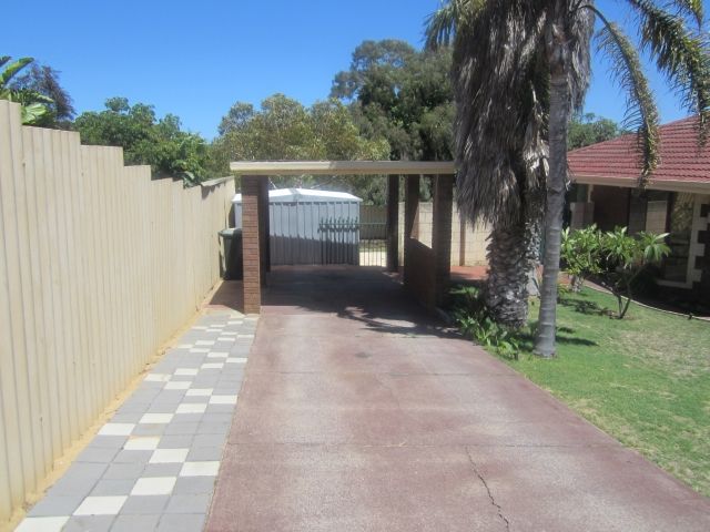 15 Blaxland Way, PADBURY, WA 6025